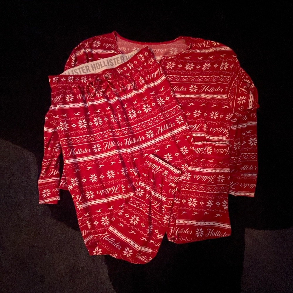 Hollister winter pajama set